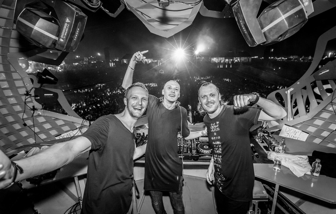 Swanky Tunes