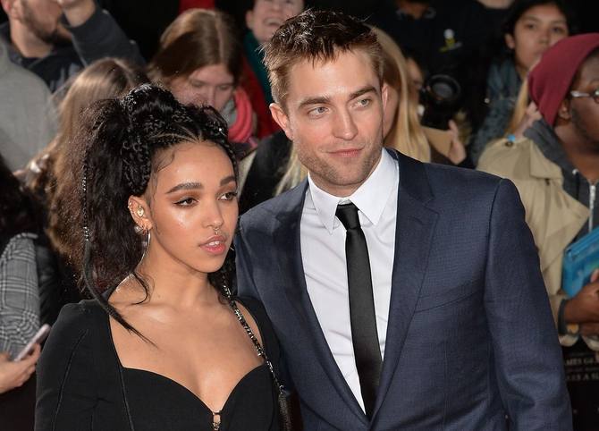 FKA twigs и Роберт Паттинсон / Фото: gotceleb.com