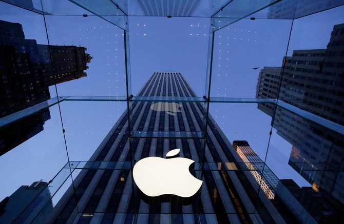 Витрина магазина Apple / Фото: wsj.net