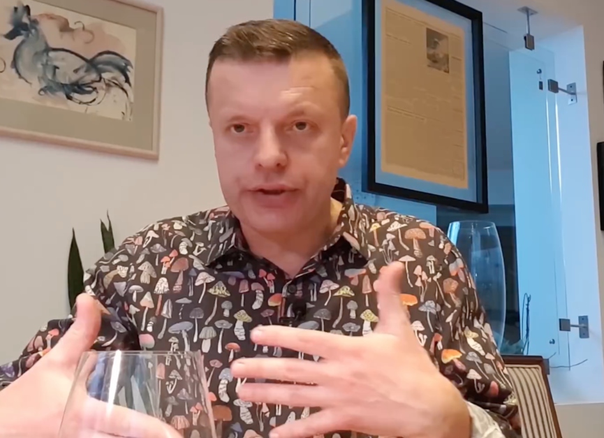 Журналист неожиданно для всех стал блогеромФото: Кадр видео