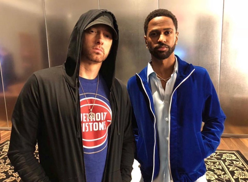 Эминем и Big Sean сводили в кино 900 детей