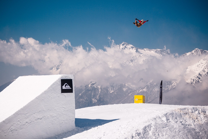 Солнце, музыка и снежные трассы: открывается Quiksilver New Star Camp