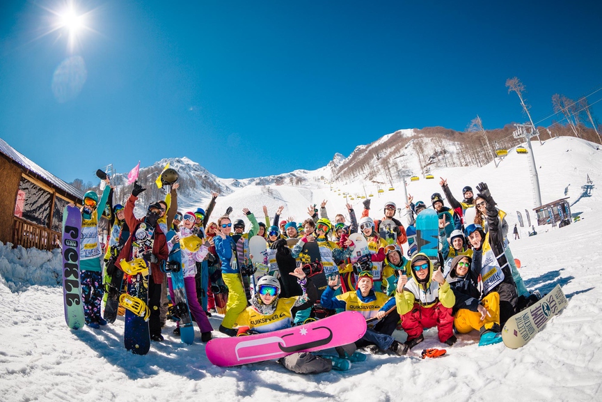 Солнце, музыка и снежные трассы: открывается Quiksilver New Star Camp