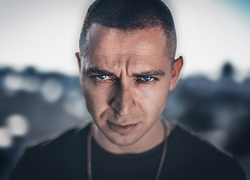 Сейчас Oxxxymiron и Смоки Мо выступают в качестве наставников в шоу Versus Fresh BloodФото: Социальные сети