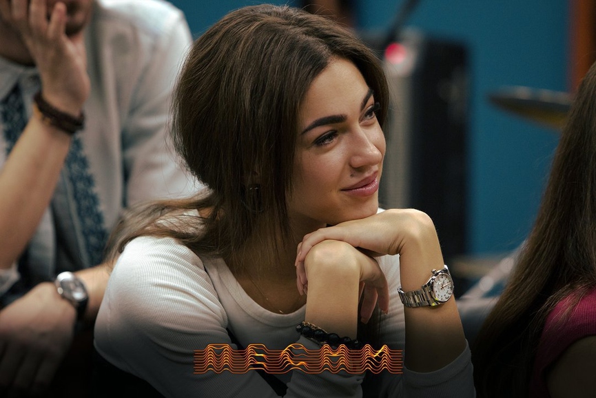 Участница шоу «ПЕСНИ» Евгения Майер: «О дочери стараюсь не думать»