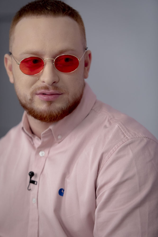 «Ненавижу эти соцсети, если честно. Знакомства в них…»​Фото: Виталий Кривцов, ТНТ MUSIC