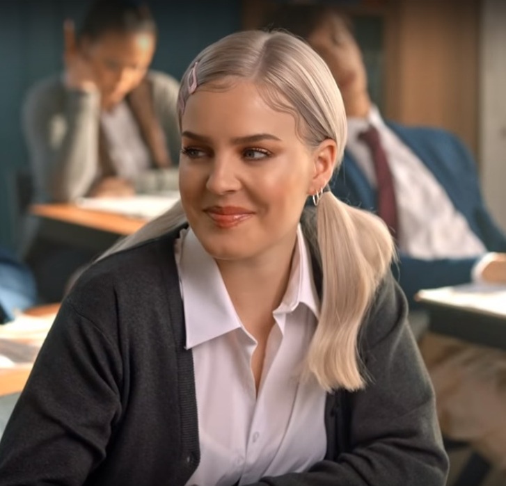 Энн-МариФото: социальные сети 