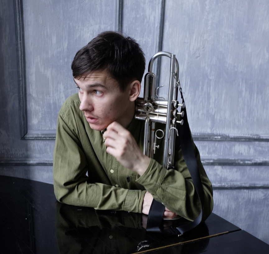 Антон познакомился с Марианной на впискеФото: соцсети