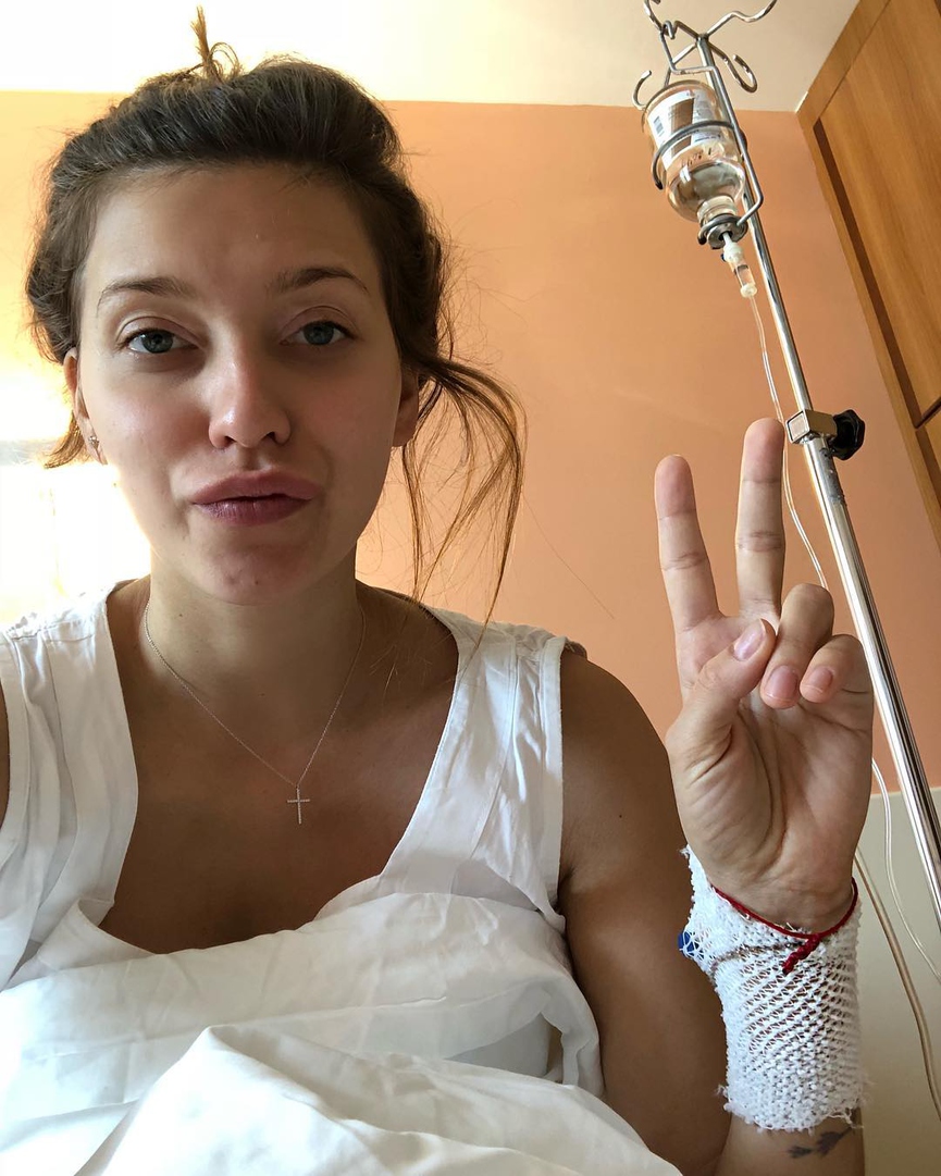 Регина Тодоренко поделилась снимком из больницы​Фото: Instagram