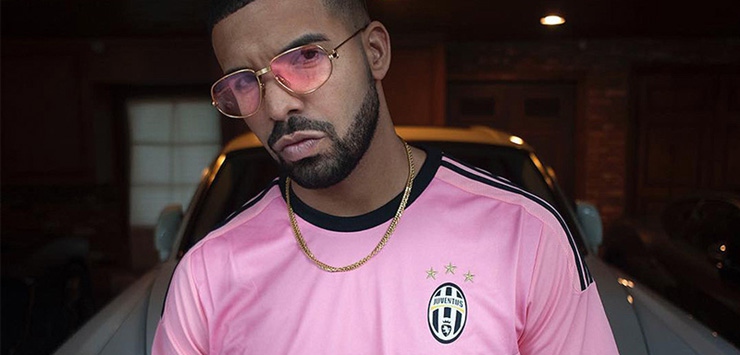 Дрейк. И он пока не отпределился за кого будет болеть на ЧМ-2018Фото: социальные сети