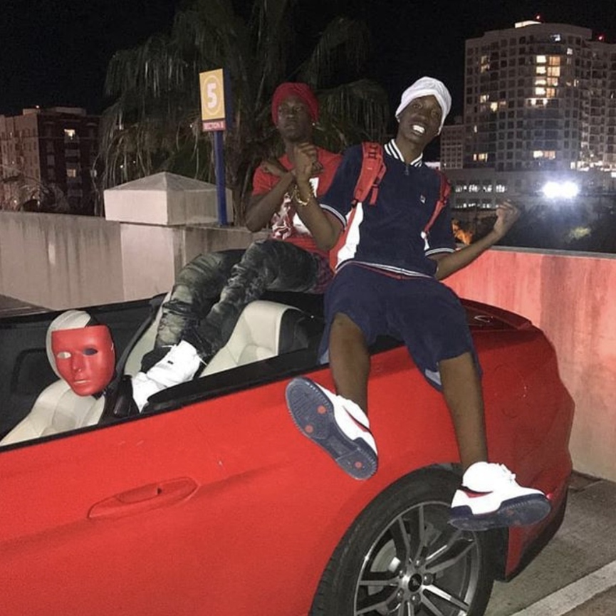 Soldier Kidd выкладывал фото из машины, на котором можно разглядеть красную маскуФото: Instagram