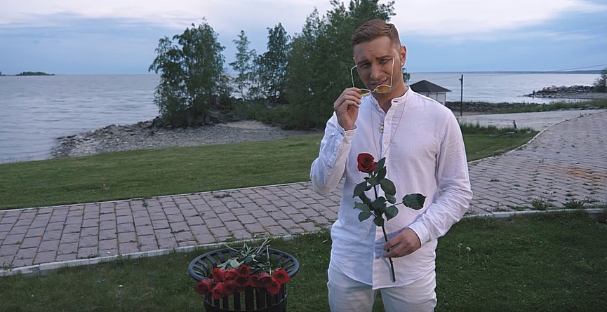 Satyr’у удалось похоже изобразить мимику Егора КридаФото: кадр YouTube