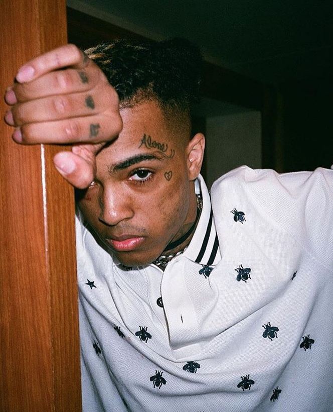 Продажи альбомов XXXTentacion резко возрасли после его смертиФото: «ВКонтакте»