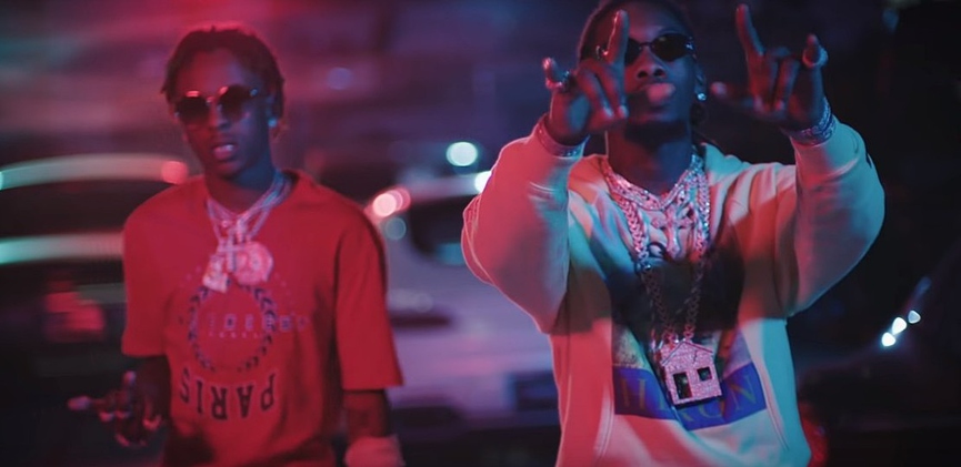 А Offset зависает на парковкеФото: кадр из клипа