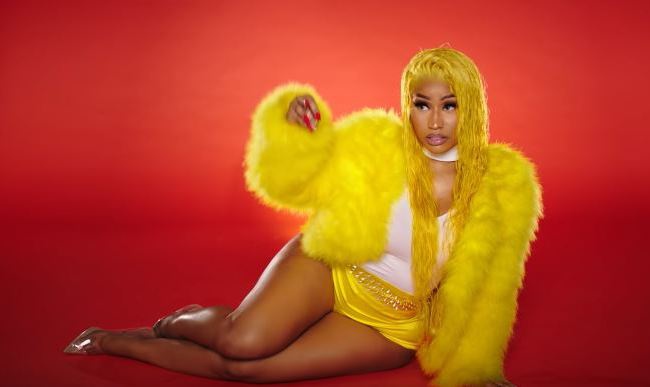 Ники Минаж​Кадр из клипа «Barbie Dreams»