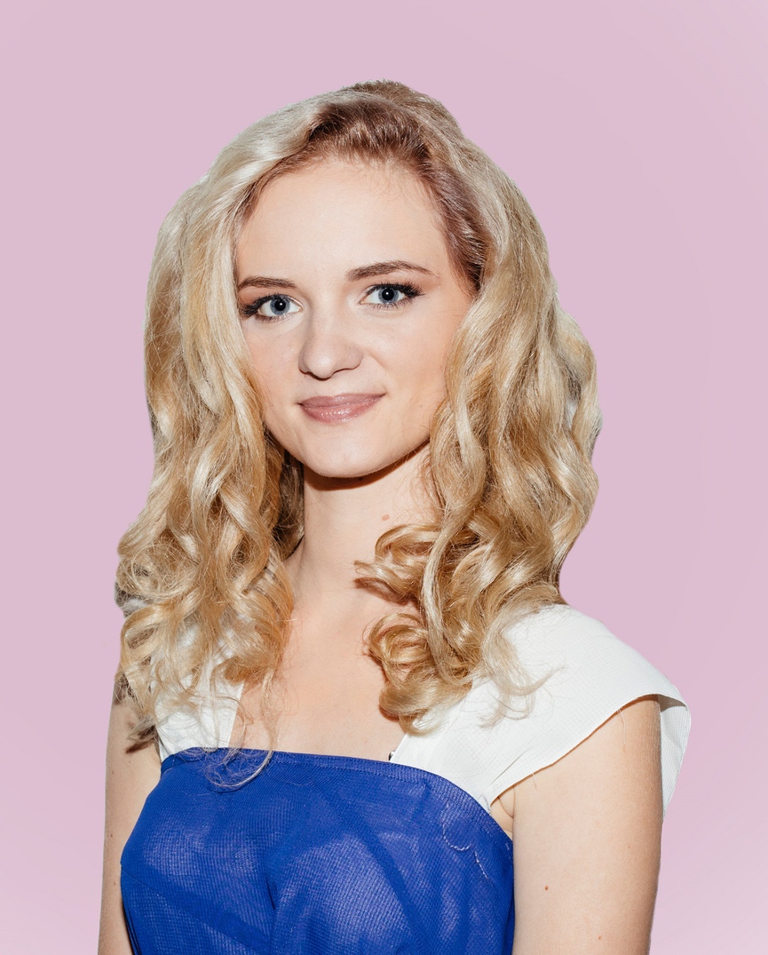 СУПЕРСТИХИ. Профайл: Полина Архарова