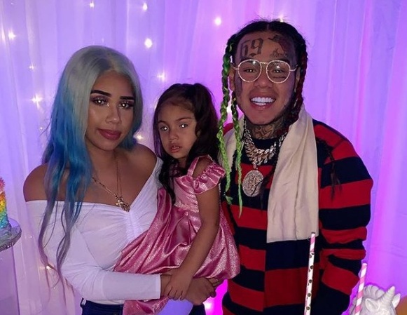 6ix9ine, как примерный отец, посетил детский день рождения Фото: Instagram 