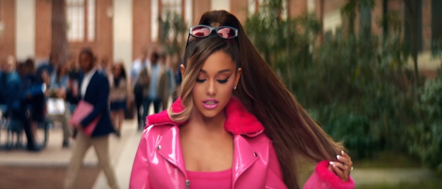 Кадр из клипа: Ariana Grande – «thank u, next»