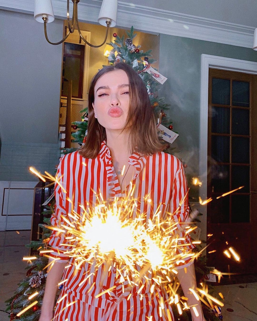 Ищите Лену в топах новогодних чартов ТНТ MUSIC :)​Фото: Instagram