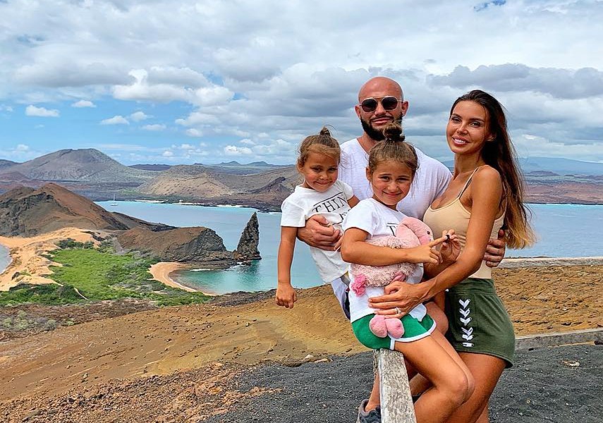 Джиган и его семья покорили новую точку на карте ​Фото: Instagram 