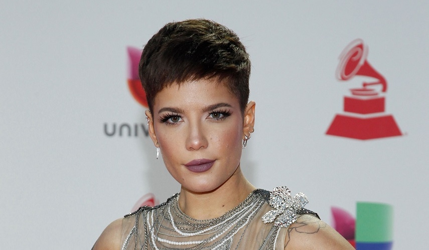 Холзи не раскрывала детали разрыва в соцсетяхФото: legion-media.ru