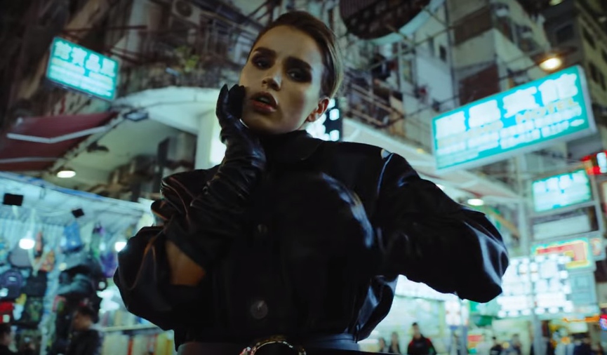 Кадр из клипа: Zivert - «Life»