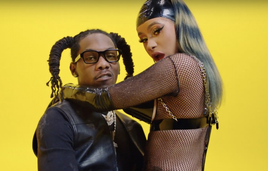 Оффсет и Карди БиКадр из клипа «Clout»