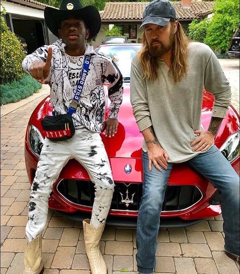Именно эта машина упоминается в одной из строчек «Old Town Road»​Фото: Instagram