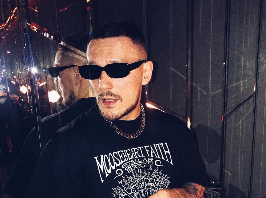 Luxor о непопадании в рамки на свежем треке «Singer»