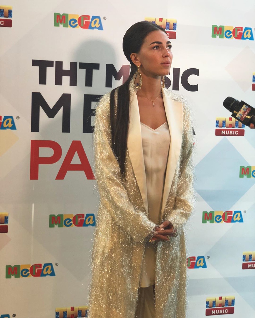 Евгения Майер на бэкстейдже вечеринки ТНТ MUSIC MEGA PARTY​​Фото: Instagram