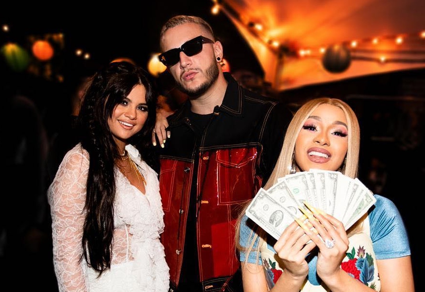 Селена Гомес, DJ Snake и Карди Би​Фото: Instagram