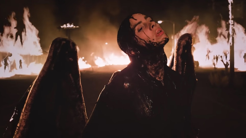 Кадр из клипа: Billie Eilish – «all the good girls go to hell»