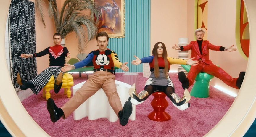 Little Big​Фото: кадр из клипа «GO BANANAS»