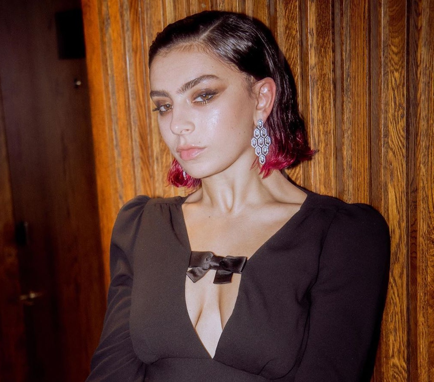Charli XCXФото: Генри Редклифф / Instagram