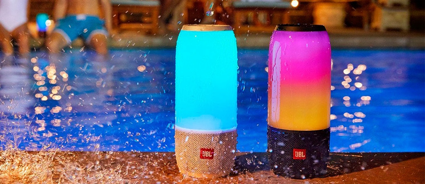 Конкурс: ТНТ MUSIC RADIO и JBL дарят новогодние подарки!