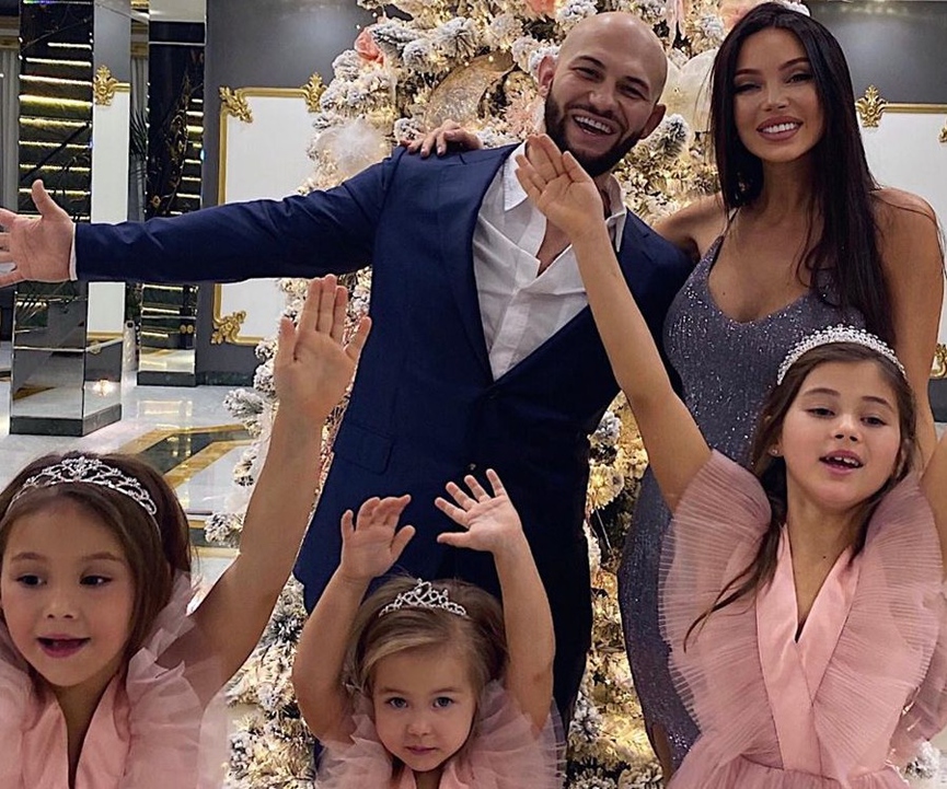 Джиган с семьёй Фото: Instagram 