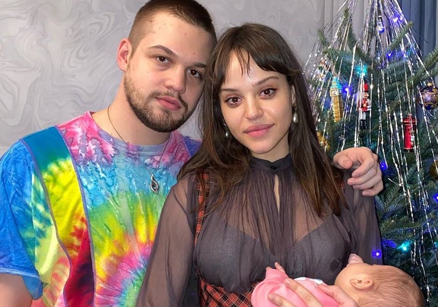 Сюзанна и Рома «Мальбэк» отпраздновали Новый год по-домашнемуФото: Instagram 