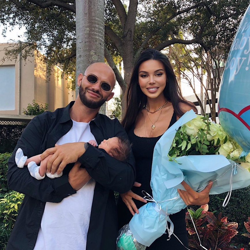 Сейчас семья проживает в АмерикеФото: Instagram