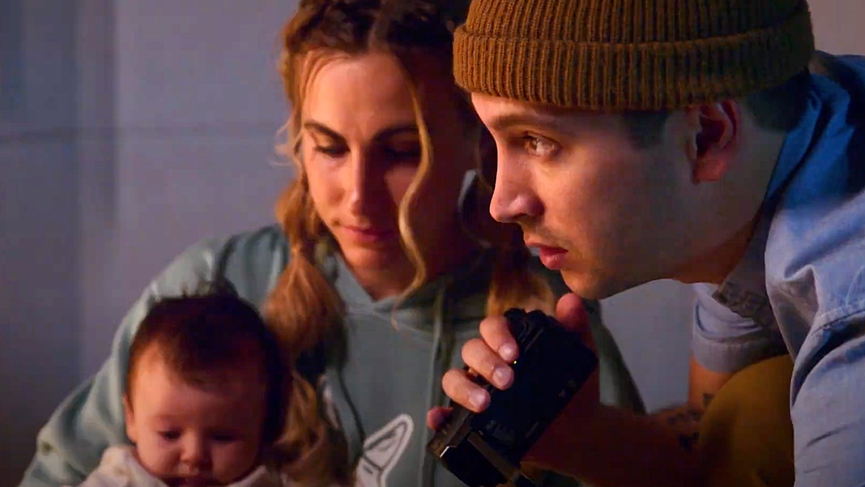 Кадр из клипа: Twenty One Pilots – «Level of Concern»