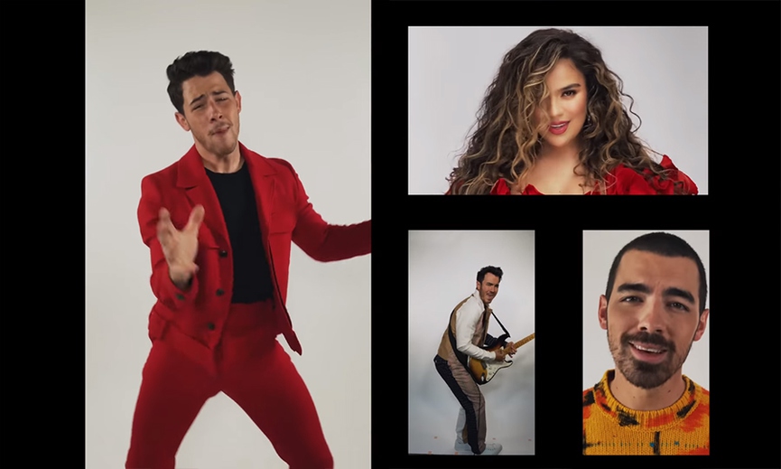 Jonas Brothers и Karol G​Фото: кадр из видео