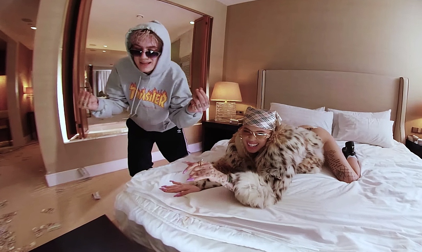 MONEYKEN и INSTASAMKA​Фото: кадр из клипа