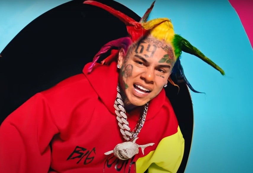 Текаши 6ix9ineФото: кадр из клипа 