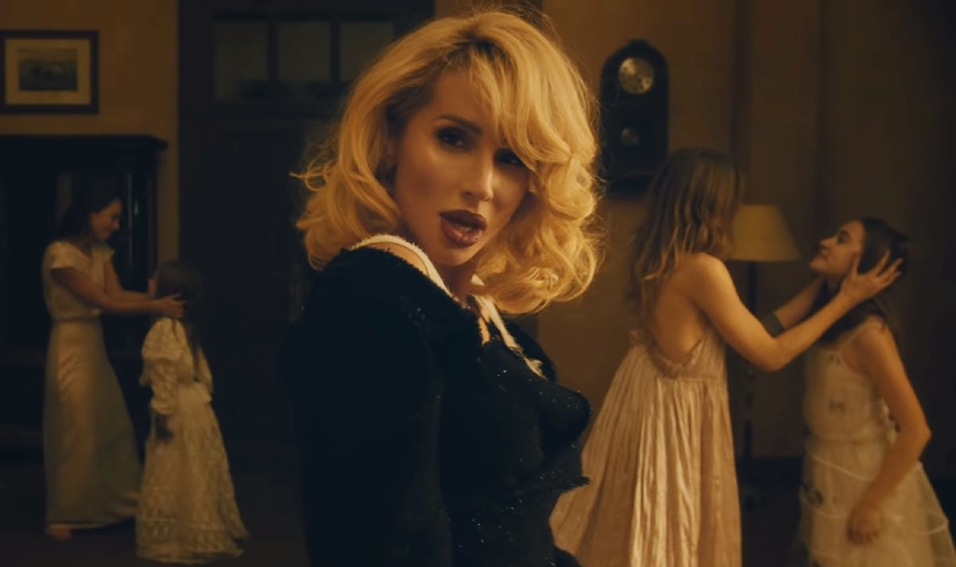 LOBODAФото: кадр из клипа