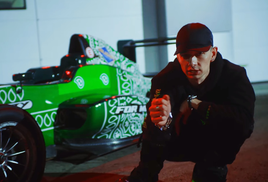 OBLADAET​Фото: кадр из видео