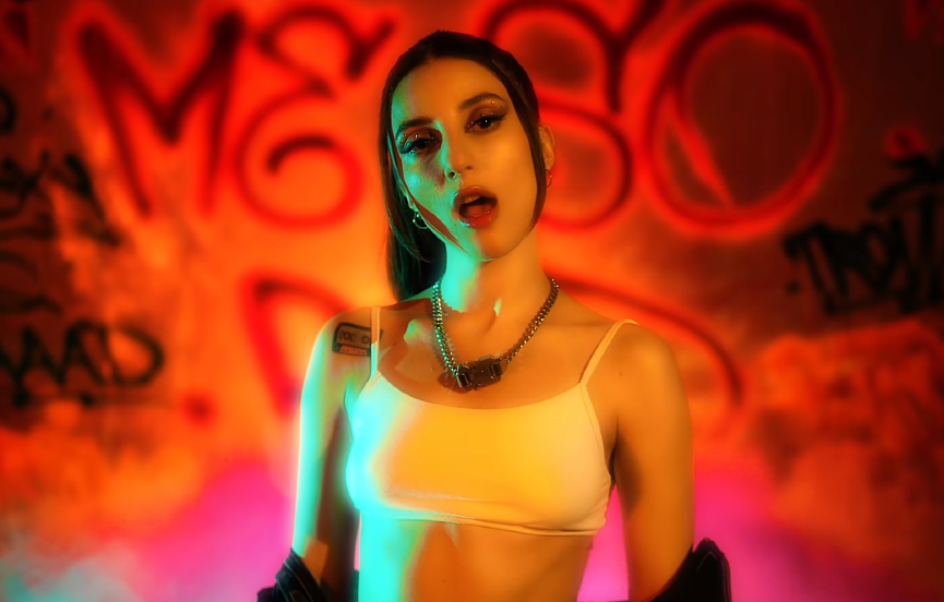 Kristina SiФото: кадр из клипа