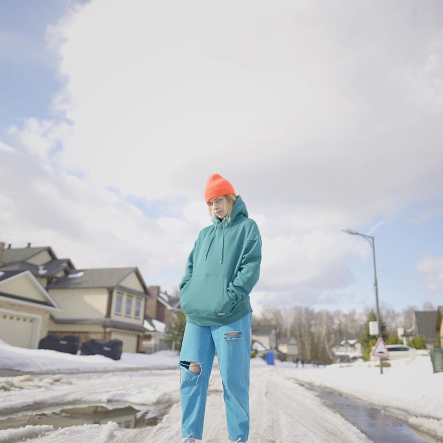 Большое интервью просто Леры: о хитовом альбоме «Погода любить», Тиме Белорусских, лейбле Kaufman, Земфире* и несчастной любви