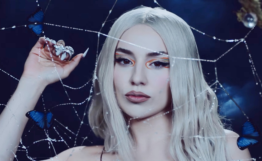 Эйва Макс​Фото: кадр из видео