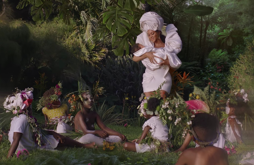 БейонсеФото: кадр из клипа «Otherside»