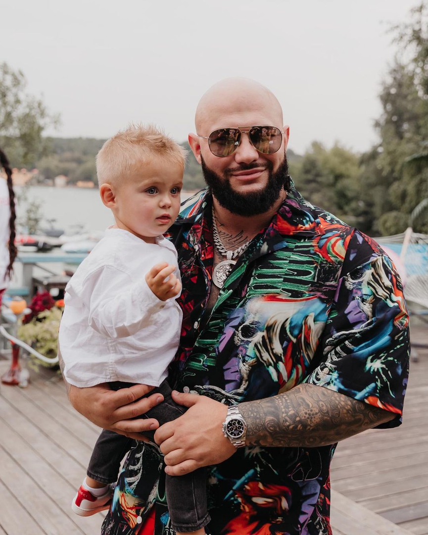 Кадр дня: Егор Крид, Тимати, HammAli & Navai, Гуф и другие звёзды на дне рождения Джигана