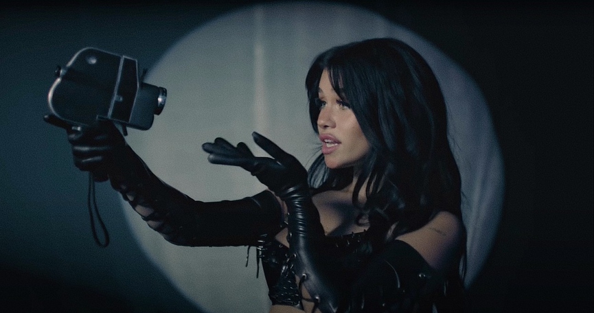 Несса Барретт​Фото: кадр из видео